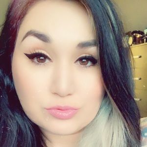 Meet your Posher, Yvonne